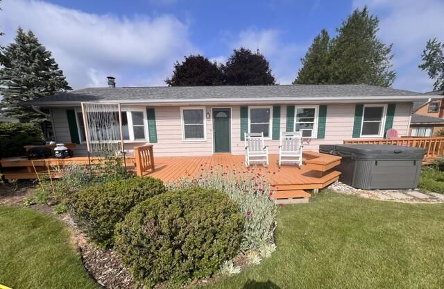 109 Huron Avenue, Harrisville, MI 48740 Main Photo