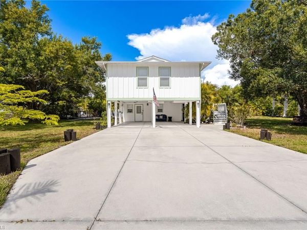 8787 Kodiak CT , ST. JAMES CITY, FL 33956