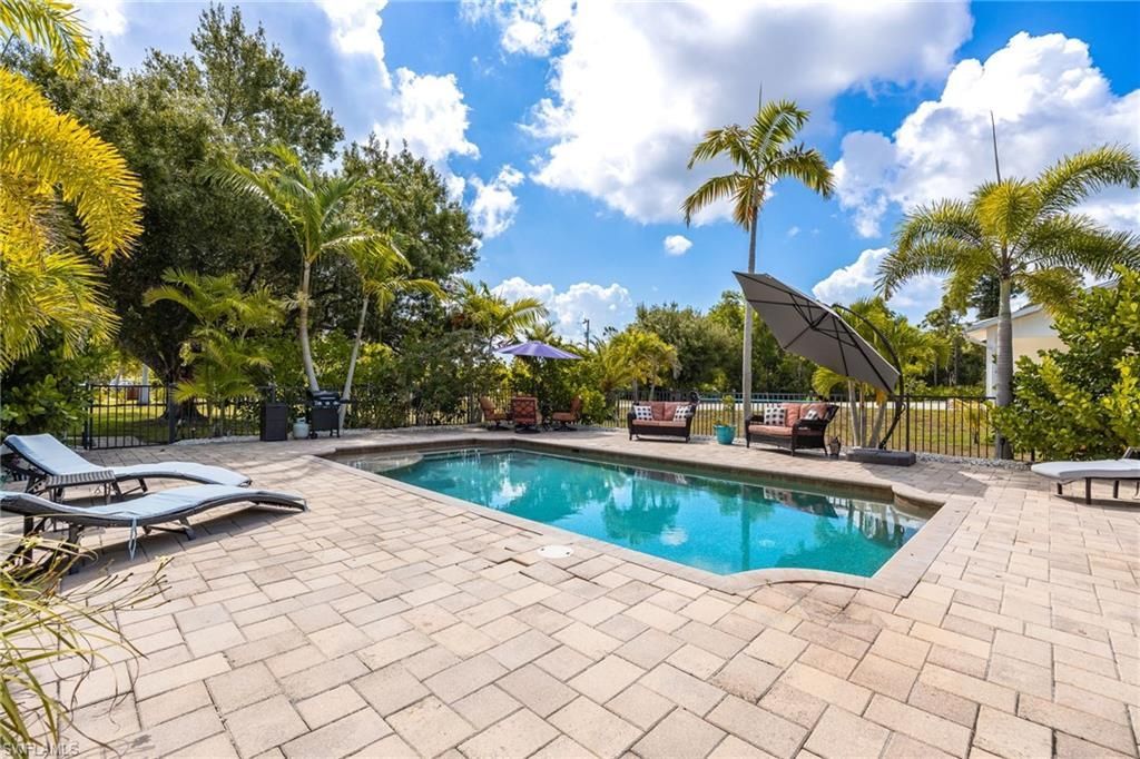 8787 Kodiak Ln, Saint James City, FL 33956 Photo