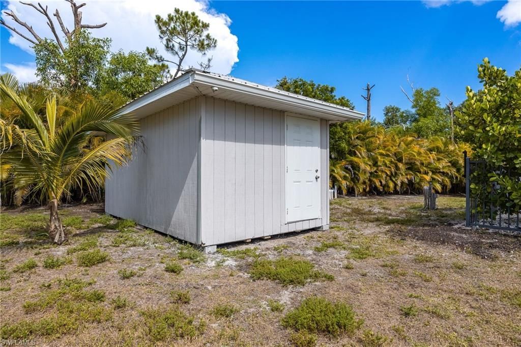 8787 Kodiak Ln, Saint James City, FL 33956 Photo