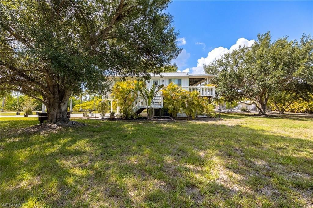 8787 Kodiak Ln, Saint James City, FL 33956 Photo