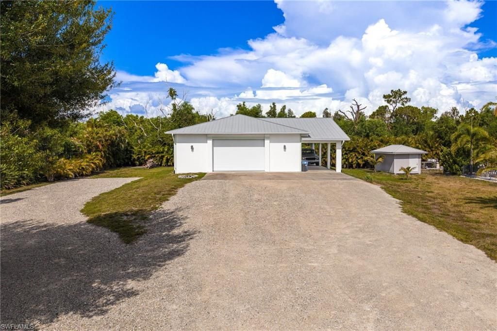 8787 Kodiak Ln, Saint James City, FL 33956 Photo