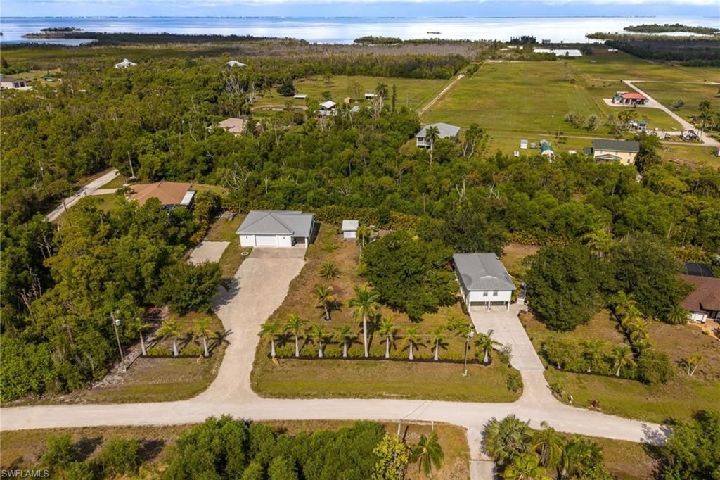 8787 Kodiak Ln, Saint James City, FL 33956 Photo