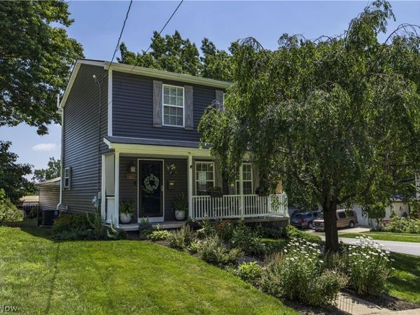 145 Tudor Avenue , Akron, OH 44312