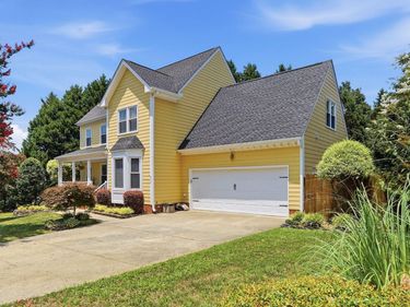 2007 Castleburg Drive, Apex, NC 27523