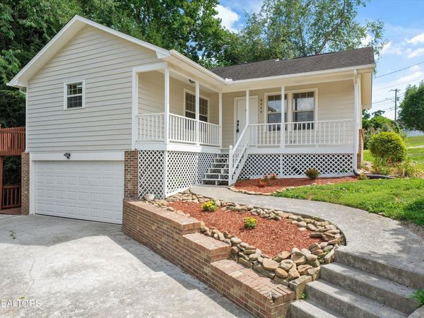 4444 Saint Lucia Lane, Knoxville, TN 37921