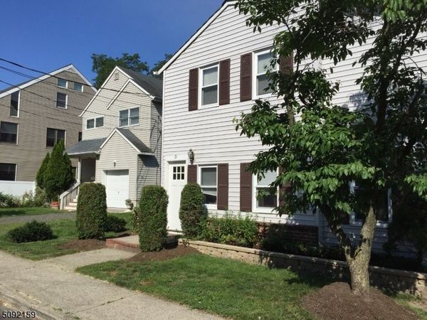 21 Cobb Pl, Morristown, NJ 07960