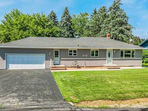 3332 W 1ST AVENUE, Appleton, WI 54914