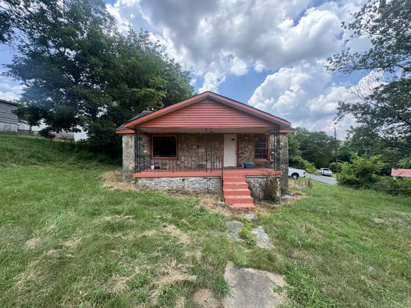 515 Mitchell St , Pulaski, TN 38478