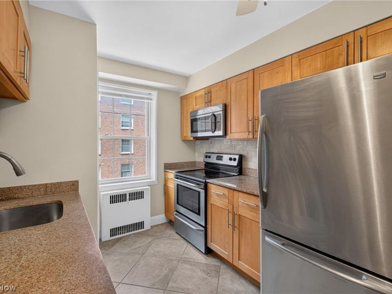 13600 Shaker Boulevard, Unit 505, Shaker Heights, OH 44120 Photo 9
