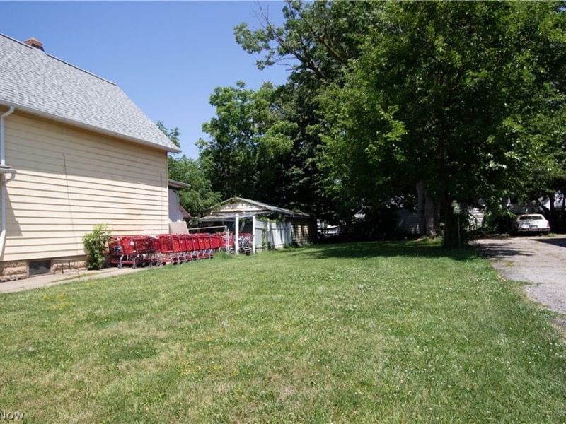 2185 W 105th Street, Cleveland, OH 44102 Photo 3