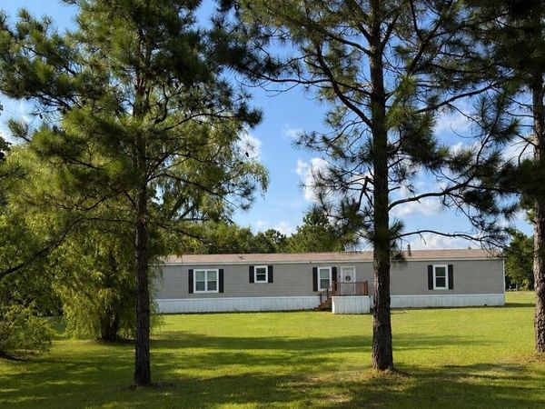 190 Jesse Wells, Poplarville, MS 39470