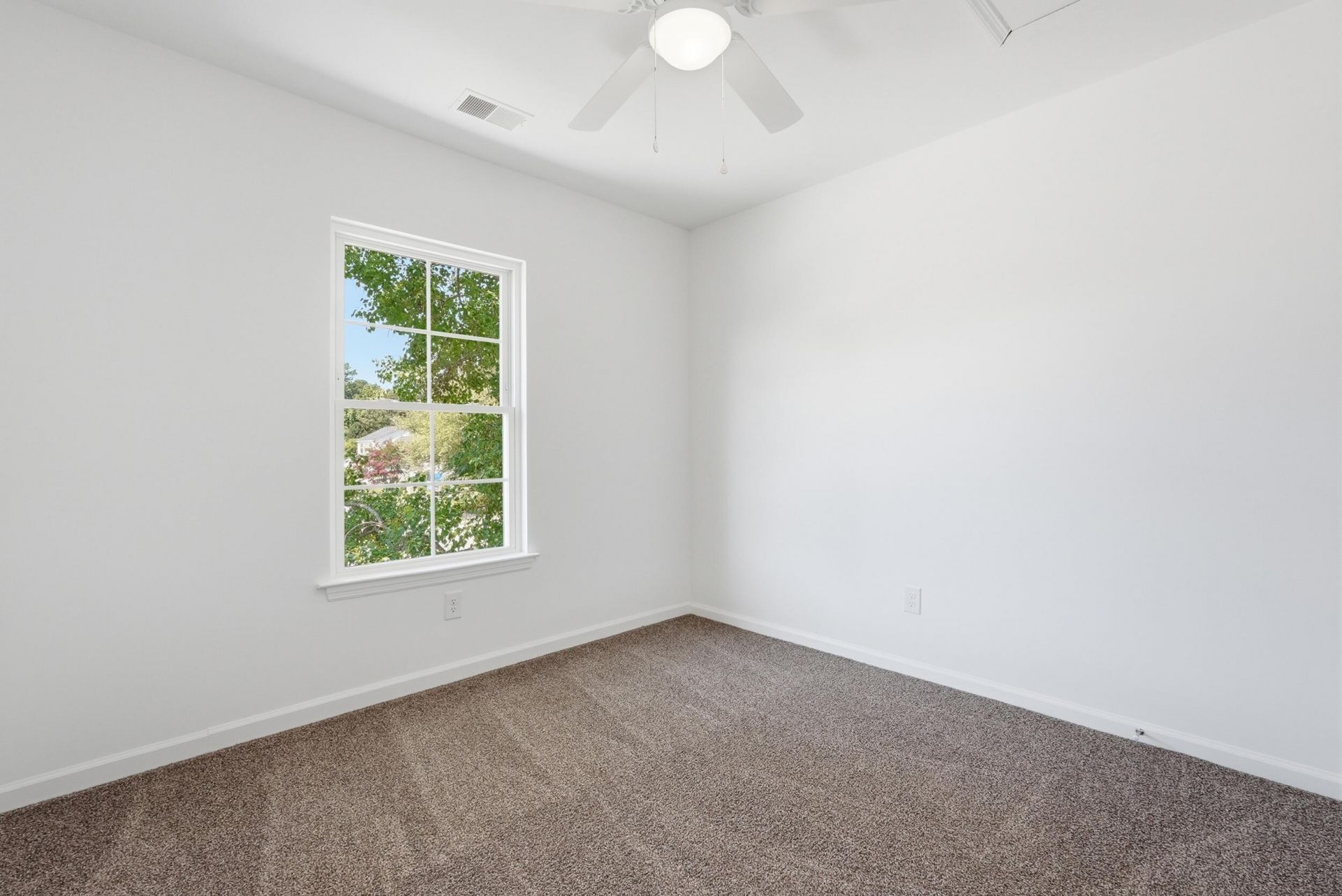 140 Blue Jasmine Lane Photo 16
