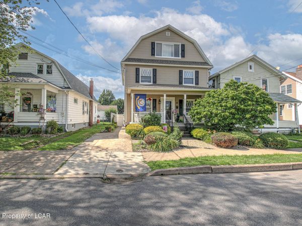 318 N Sprague Avenue, Kingston, PA 18704