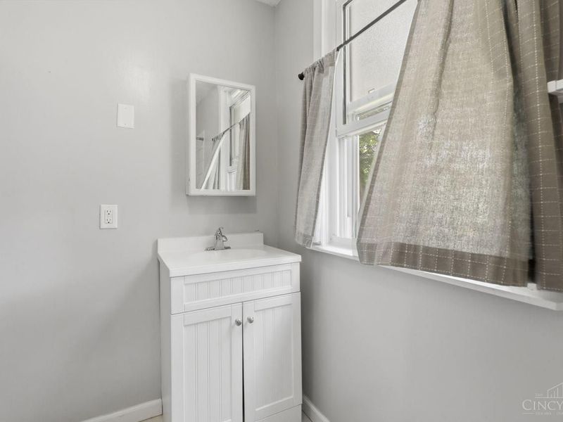 6586 S St Rt 123, Harlan Twp, OH 45152 Photo 19