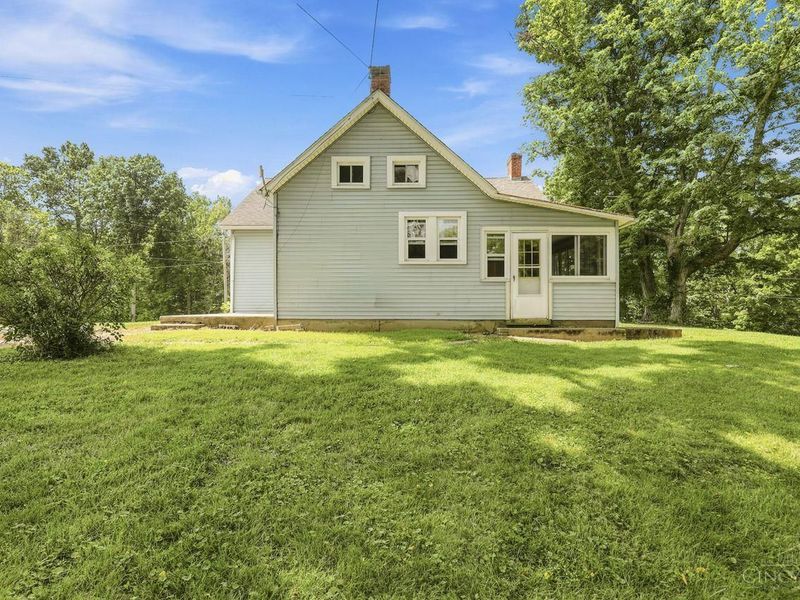 6586 S St Rt 123, Harlan Twp, OH 45152 Photo 2