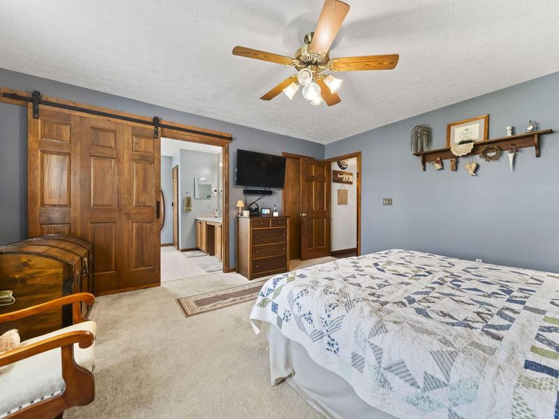 3529 Lake Louise Drive, Grove City, OH 43123 Photo 12