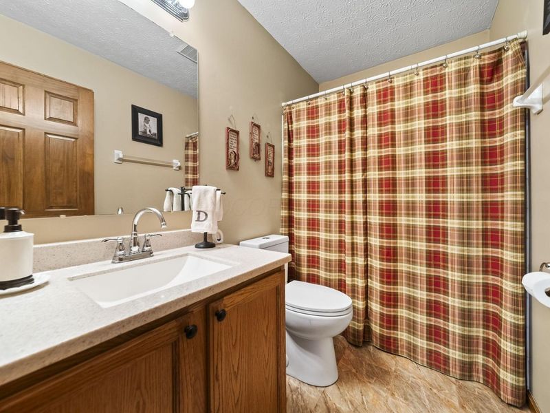 3529 Lake Louise Drive, Grove City, OH 43123 Photo 16