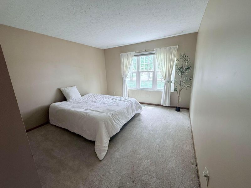 3529 Lake Louise Drive, Grove City, OH 43123 Photo 5