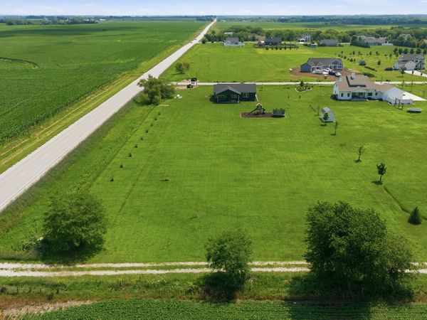 5219 Cherrywood Lane, Winterset, IA 50273