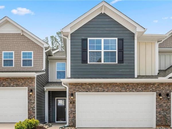 105 Silverpine Way , Bermuda Run, NC 27006