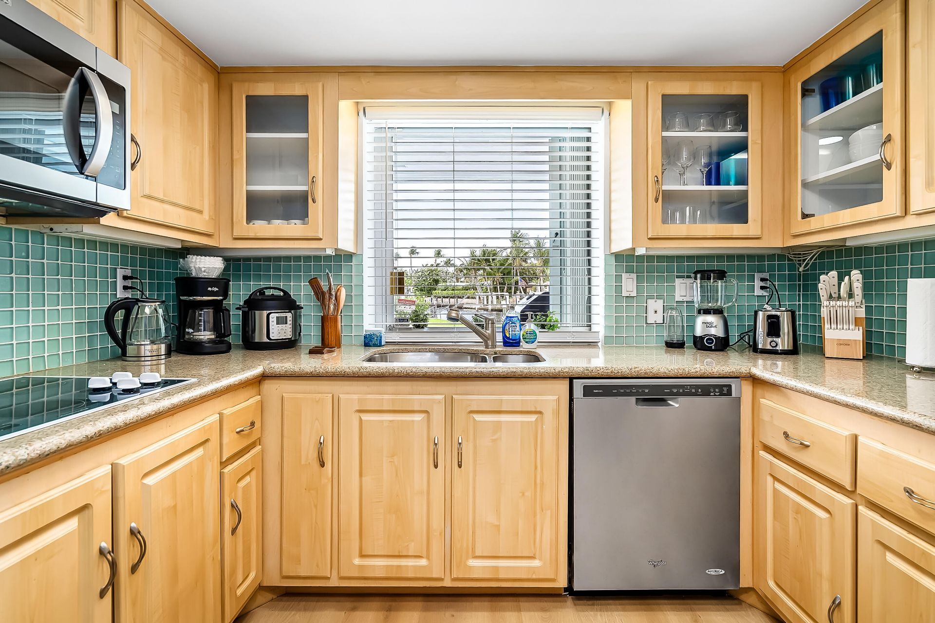 1250 SE 10th Street, Deerfield Beach, FL 33441 Photo