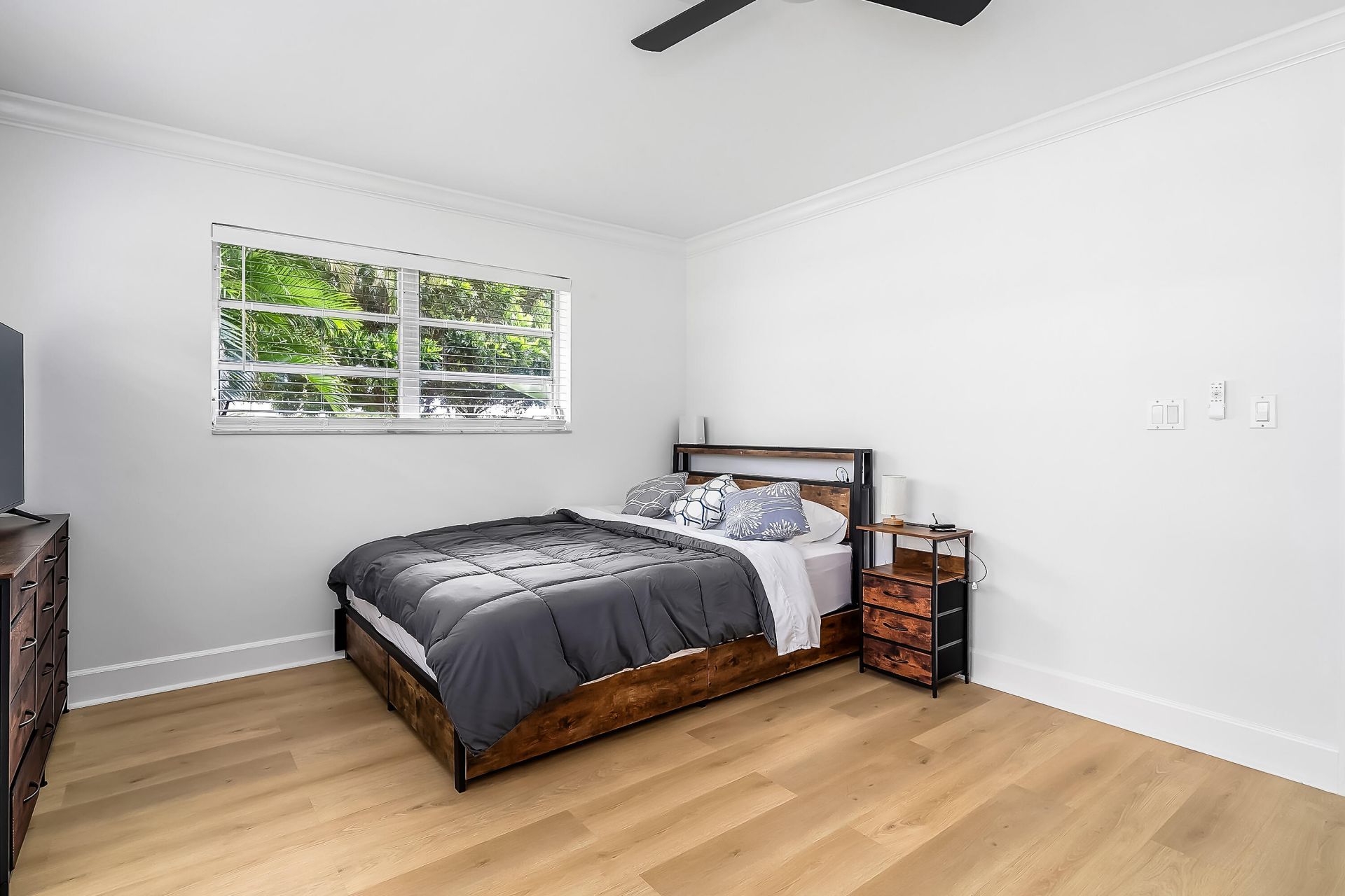 1250 SE 10th Street, Deerfield Beach, FL 33441 Photo
