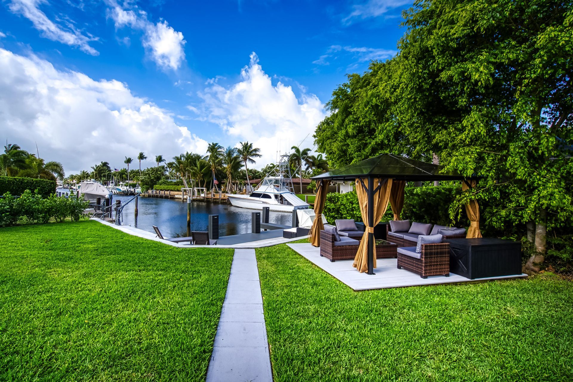 1250 SE 10th Street, Deerfield Beach, FL 33441 Photo