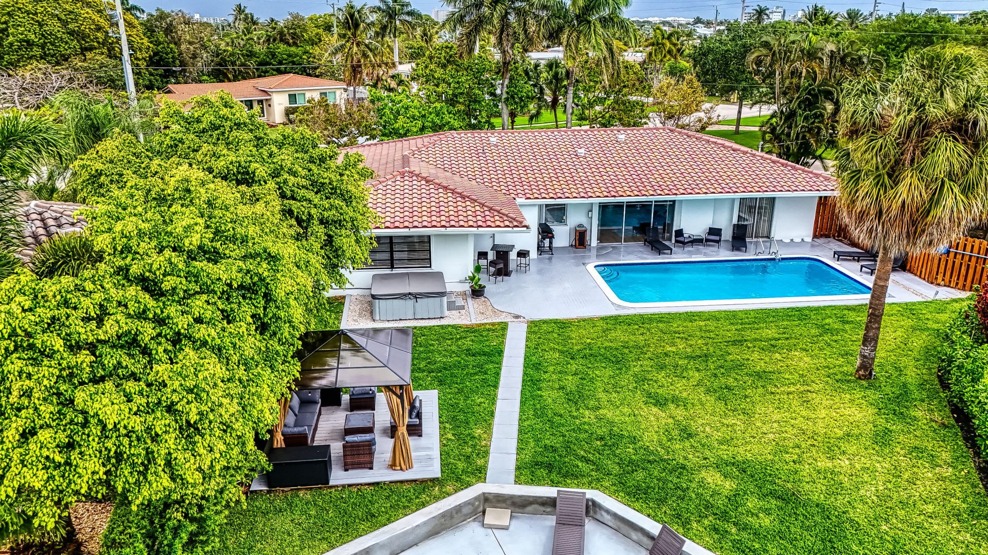 1250 SE 10th Street, Deerfield Beach, FL 33441 Photo