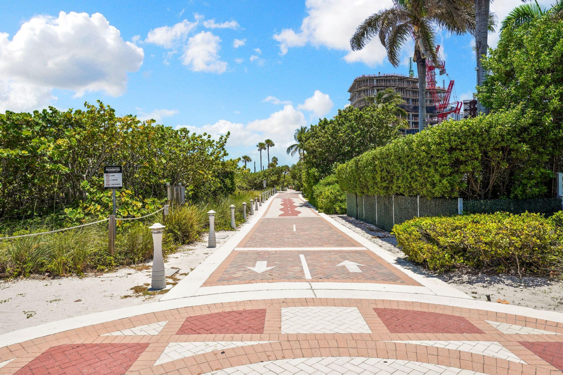 3710 Collins Avenue, Unit N-304, Miami Beach, FL 33140 Photo