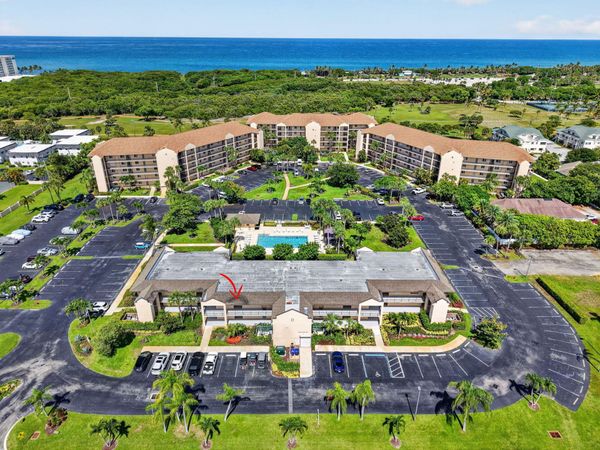 275 Palm Avenue, Unit D, Jupiter, FL 33477