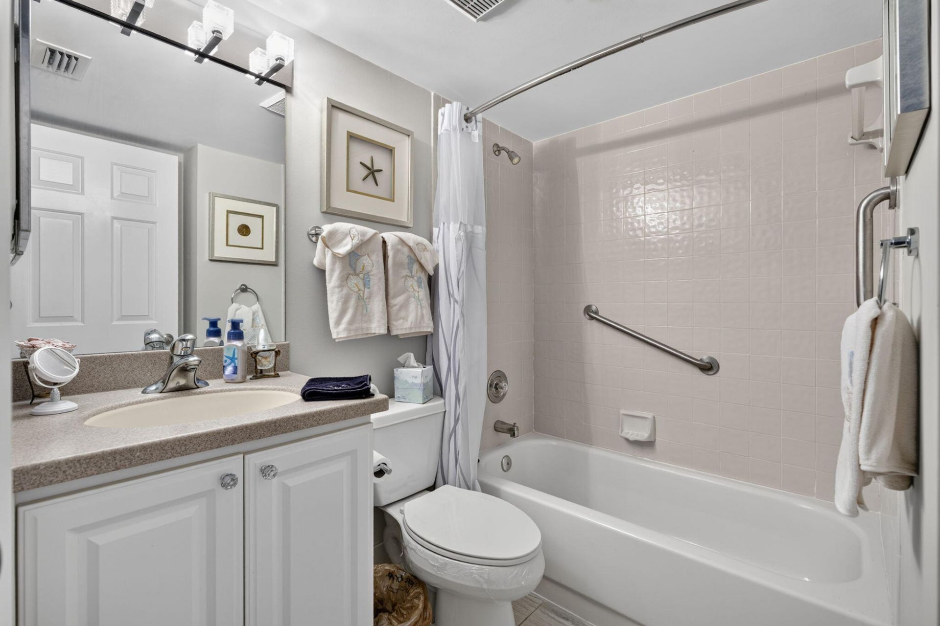 275 Palm Avenue, Unit D, Jupiter, FL 33477 Photo