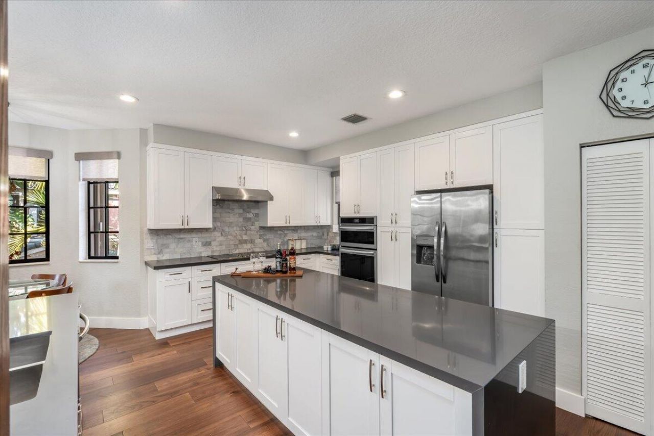2802 Kinsington Circle, Unit 27-4, Weston, FL 33332 Photo