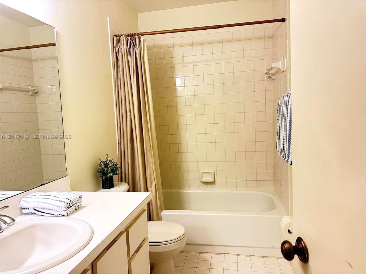 14240 SW 94th Cir Ln , Unit 103-32, Miami, FL 33186 Photo