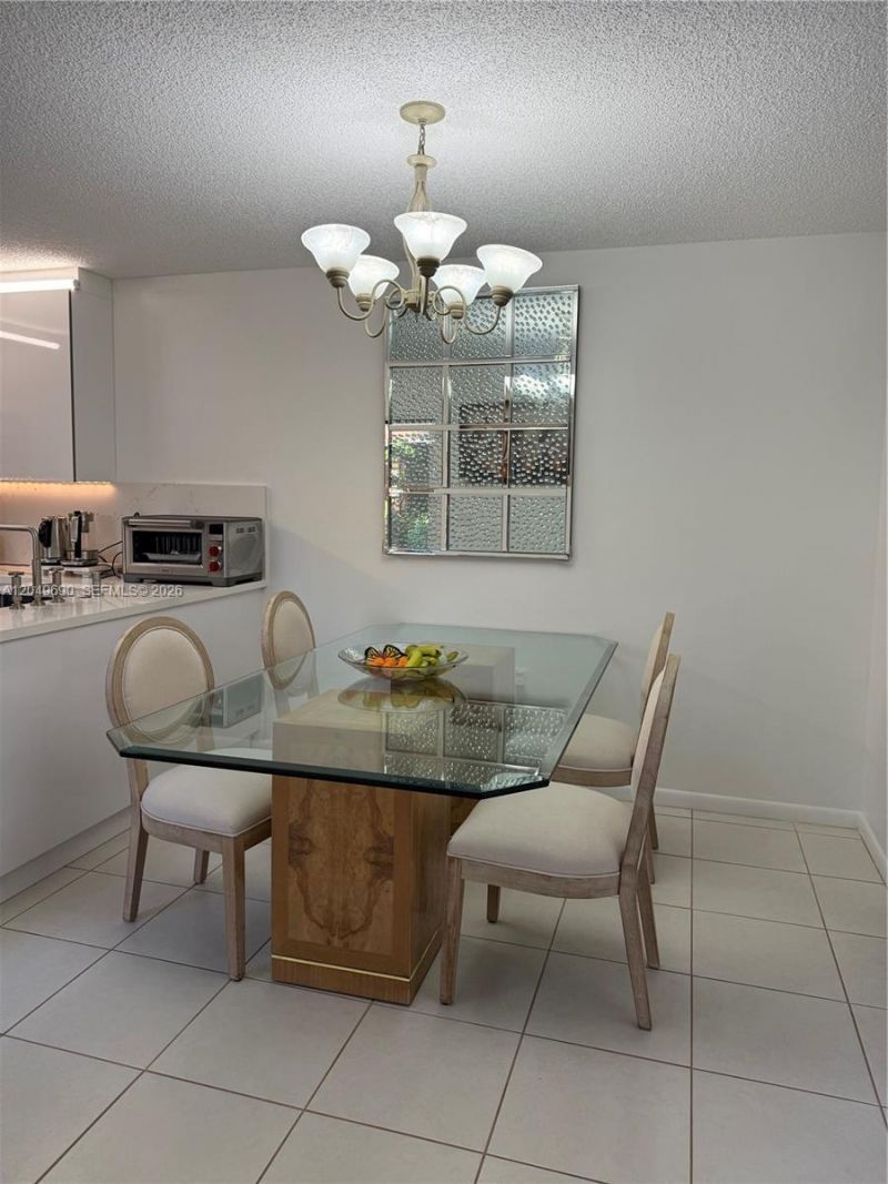 9101 SW 19th Pl, Unit C, Davie, FL 33324 Photo