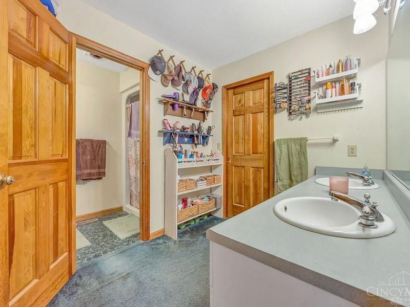 7947 Contreras Road, Oxford, OH 45056 Photo 22