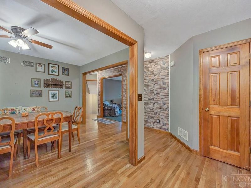 7947 Contreras Road, Oxford, OH 45056 Photo 8