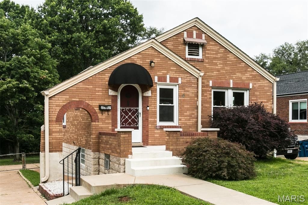 2367 Goodale Avenue, Overland, MO 63114 Main Photo