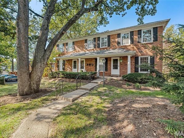 617 Candleberry Court , Unit A, Kirkwood, MO 63122
