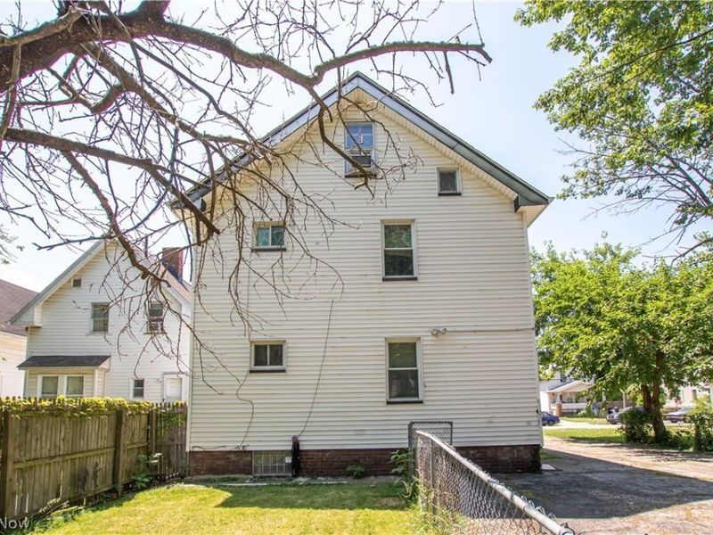 2189 W 105th Street, Cleveland, OH 44102 Photo 36