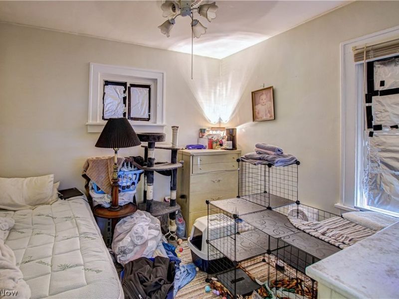 2189 W 105th Street, Cleveland, OH 44102 Photo 9