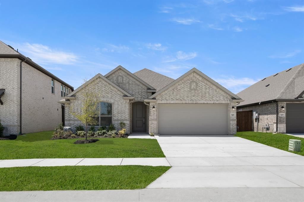 7405 Lavender Lane, Ponder, TX 76259 Main Photo
