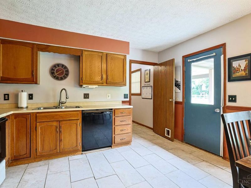 3863 Schroeder Drive, Fairfield Twp, OH 45011 Photo 10