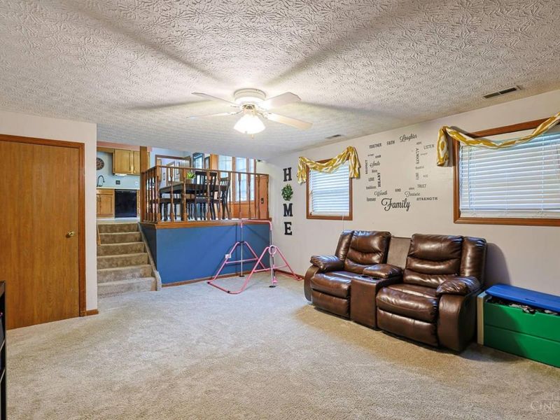 3863 Schroeder Drive, Fairfield Twp, OH 45011 Photo 7