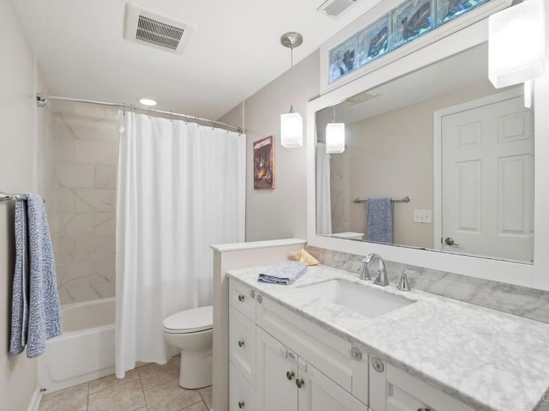 8060 Ashley View Drive, Columbia Twp, OH 45227 Photo 47