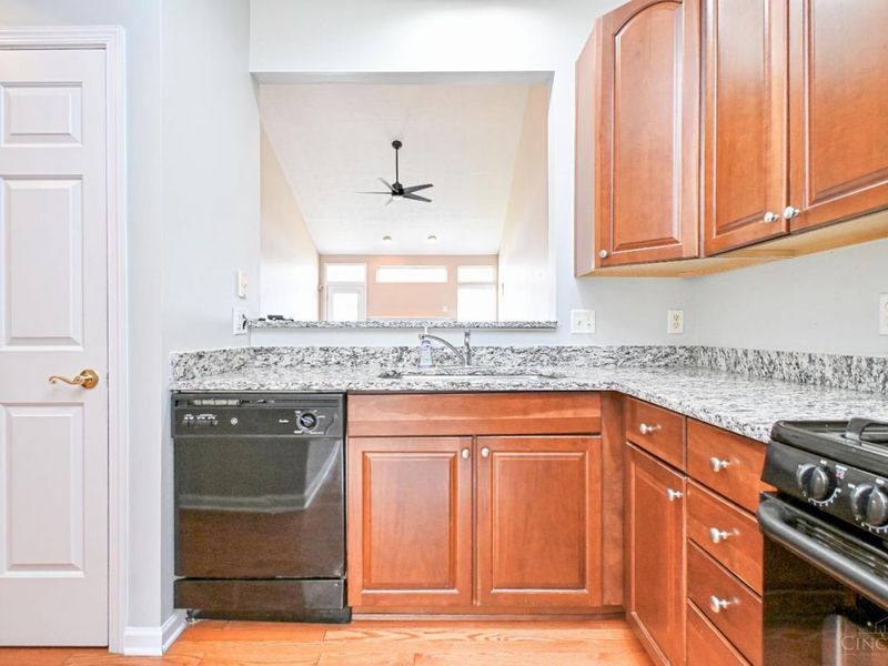 7224 Baltic Court, Newtown, OH 45244 Photo 7