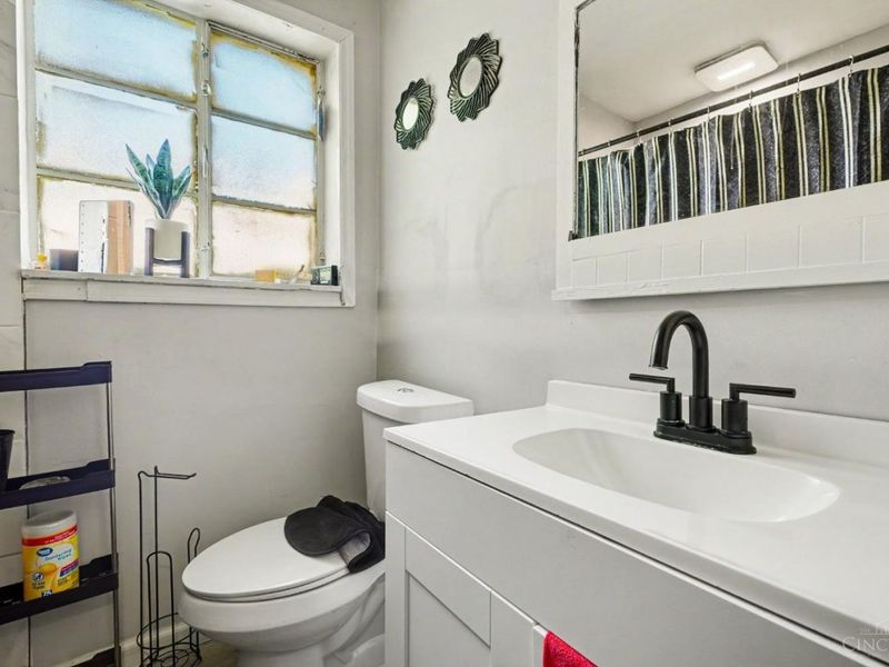 2525 Westwood Northern Boulevard, Cincinnati, OH 45211 Photo 10
