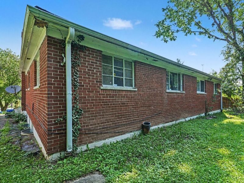 2525 Westwood Northern Boulevard, Cincinnati, OH 45211 Photo 16
