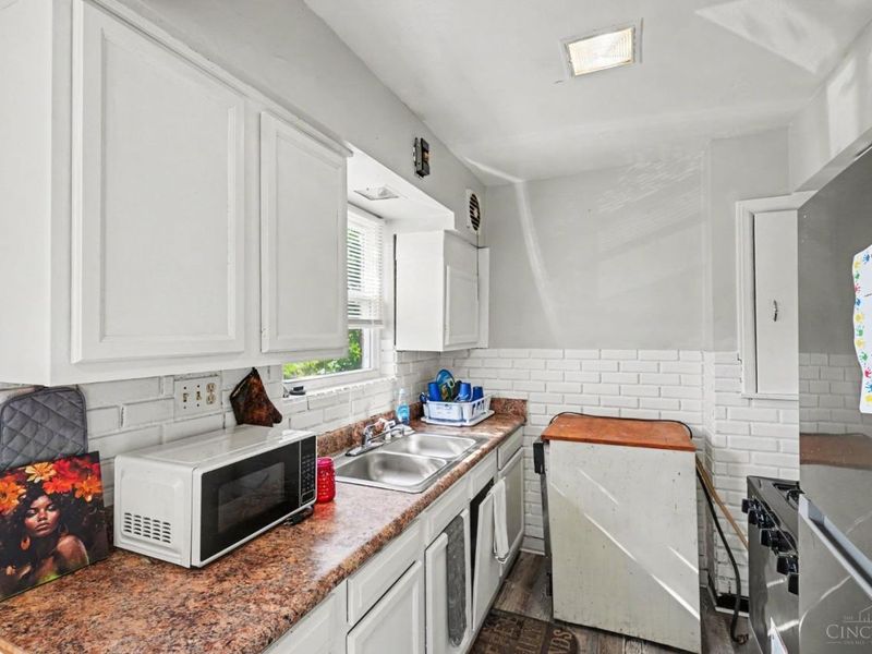 2525 Westwood Northern Boulevard, Cincinnati, OH 45211 Photo 5