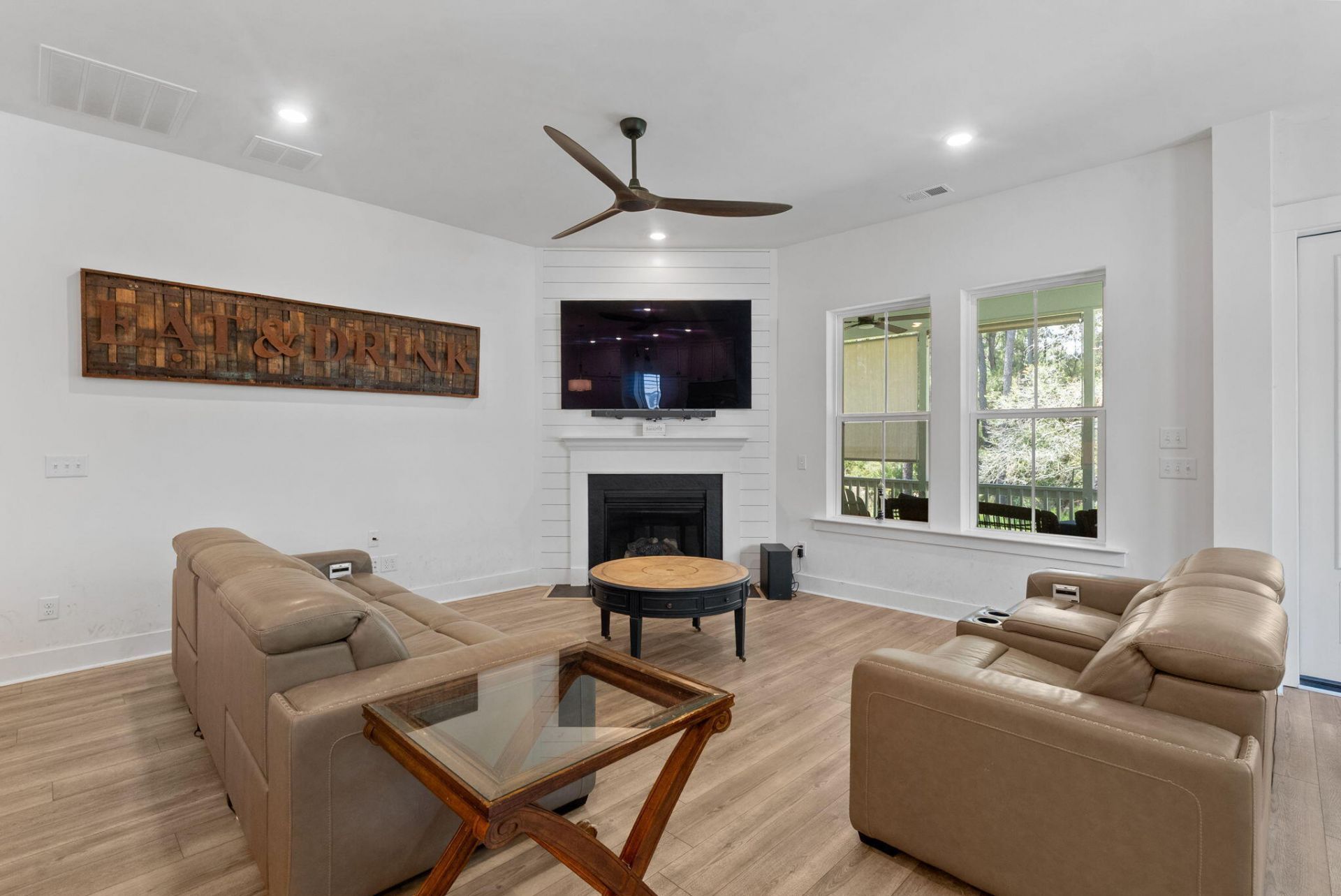 2842 Maritime Forest Drive Photo 22